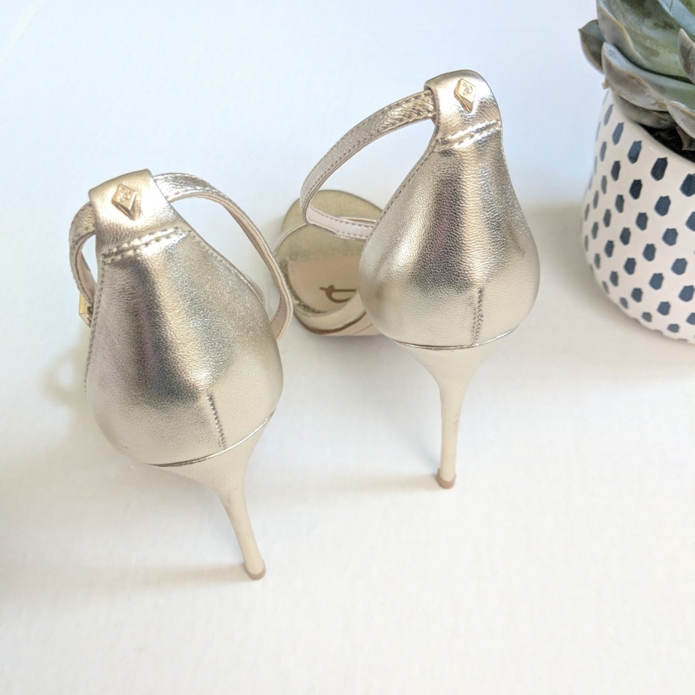 Sam Edelman Ariella Gold Ankle Strap Sandals - Picture 3 of 8